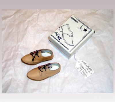 Hanni Sager, Miniature Shoes, (tan)